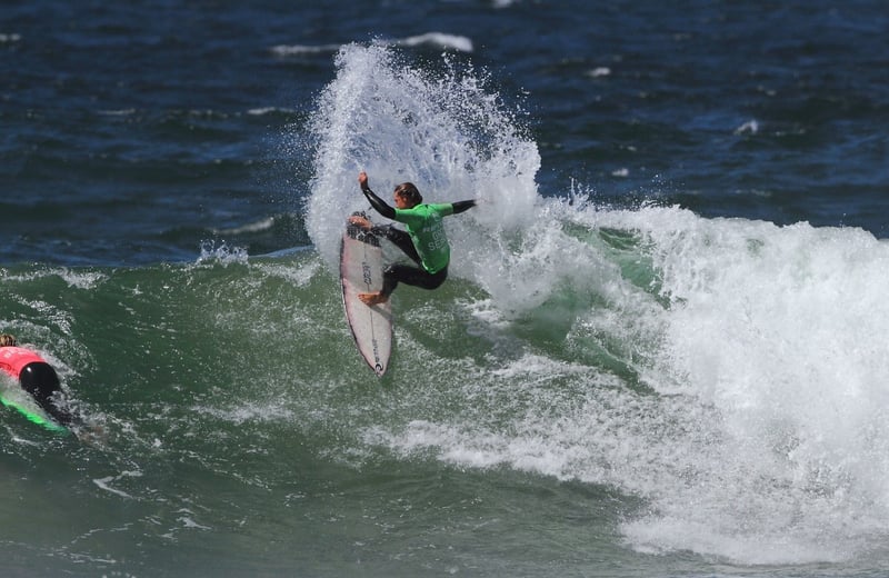 Solid Surf and Live Streaming for Finals Day of Rip Curl GromSearch Victoria Bay