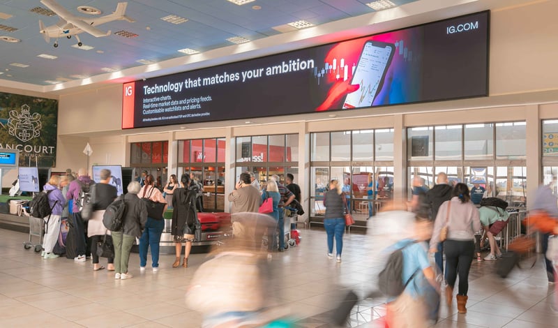 The Rise of the Visionet Network – Large Format Digital Screens Take Over SA Airports