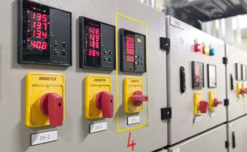 Understanding Distribution Boards in Electricity: Types and Functions