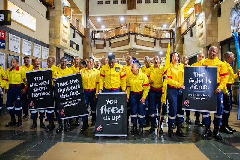 Nando’s Welcomes Firefighters