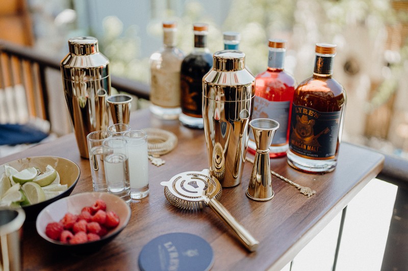 Bring the Flare of Cocktail Making Into Your Home, Thanks to Lyre's Expert Mixologist