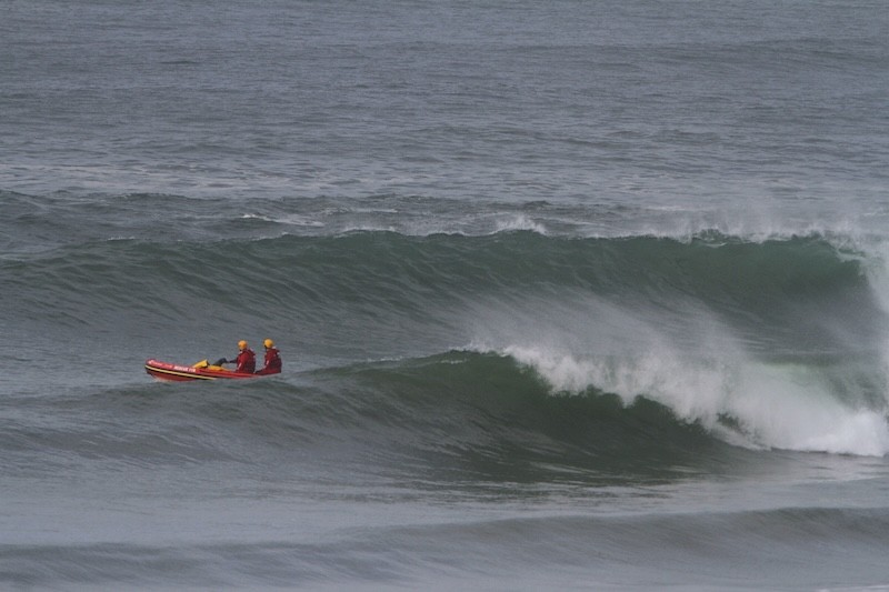 Royal St Andrews Hotel and Guido’s Port Alfred Donate R100k To NSRI Station 11 For Water Safety At Rip Curl GromSearch