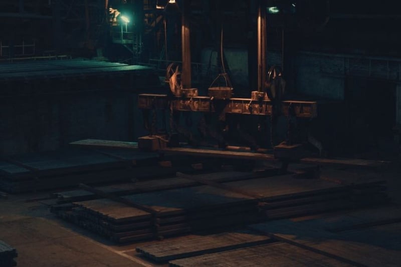 The Role of Suspended Magnets in Material Handling