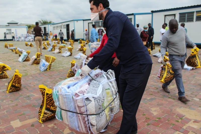 Engen fuel retailers bring hope and relief to Diepsloot community with food hampers and basic supplies