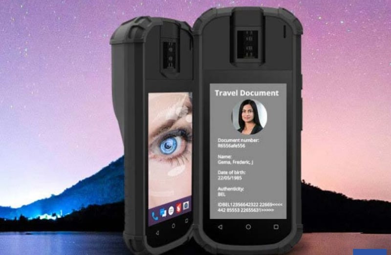 The Key Differences between the Biometrix Iris and Retina Scanner Device