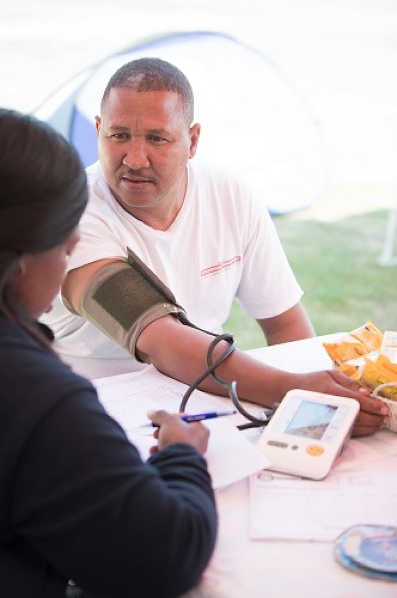 Engen Driver Wellness sees Western Cape truck drivers roll up their sleeves and get tested