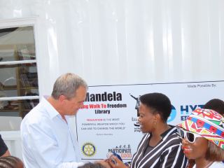 Hytec South Africa’s Mike Harrison handing over the library keys to the principal, Mrs Magashule