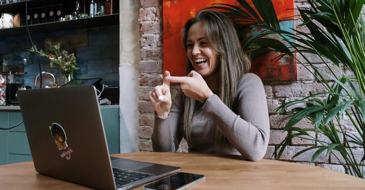 Enhancing Emergency Communication: How New Initiatives Empower South Africa’s Deaf Community