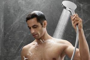 Treat dad to the ultimate shower experience - hansgrohe Rainfinity!