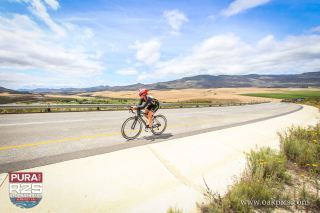 Jeep Team&#039;s Robyn Owen finished second in the Race-2-Stanford Triathlon 