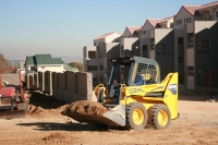 With their exceptional versatility and mobility in and around construction sites, Highveld Horticulture relies on Manitou’s Gehl skid steer loaders to “get the job done”.