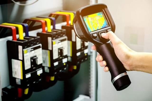 Thermal imaging surveys involve the use of thermal imaging cameras to visually represent surface temperatures of an object in order to identify thermal anomalies that indicate possible defects.