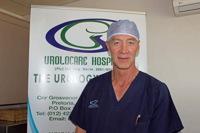 Top SA urologist becomes first to complete 1 000 robotic surgeries