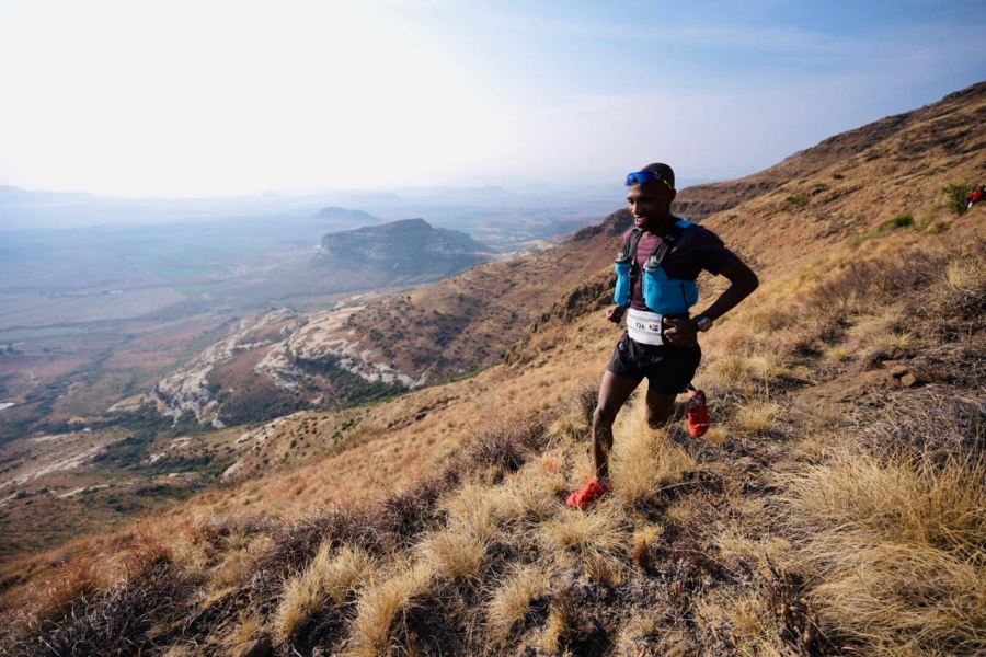 Thabang Madiba takes the win at the 4 Peaks Mountain Challenge 