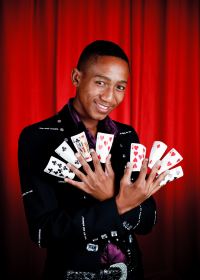 Renowned South African magic champion and local Coco Cola brand ambassador Olwethu Dyantyi will be heading up the College of Magic’s National Lotteries Commission funded ‘Hope in Flight’ community programme in the Helderberg area. 