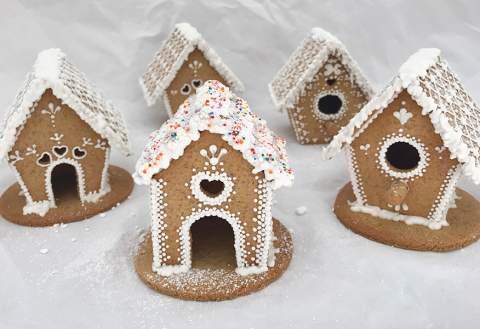 Best on The Block - How to Bake a Brilliant Gingerbread House