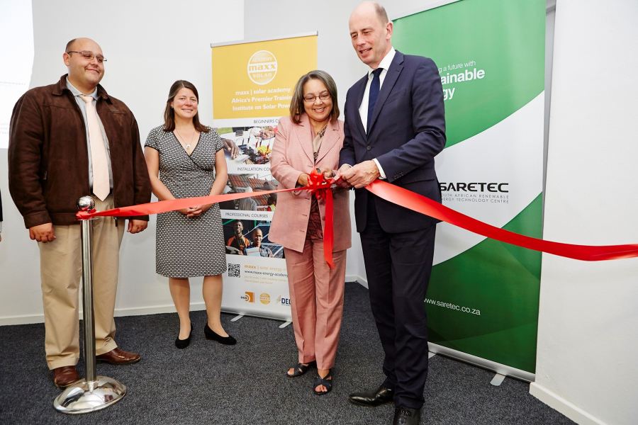 10 November Inauguration FLTR Sven Pietrangeli, Antje Klauss-Vorreiter, Mayor Patricia de Lille, Minister Wolfgang Tiefensee